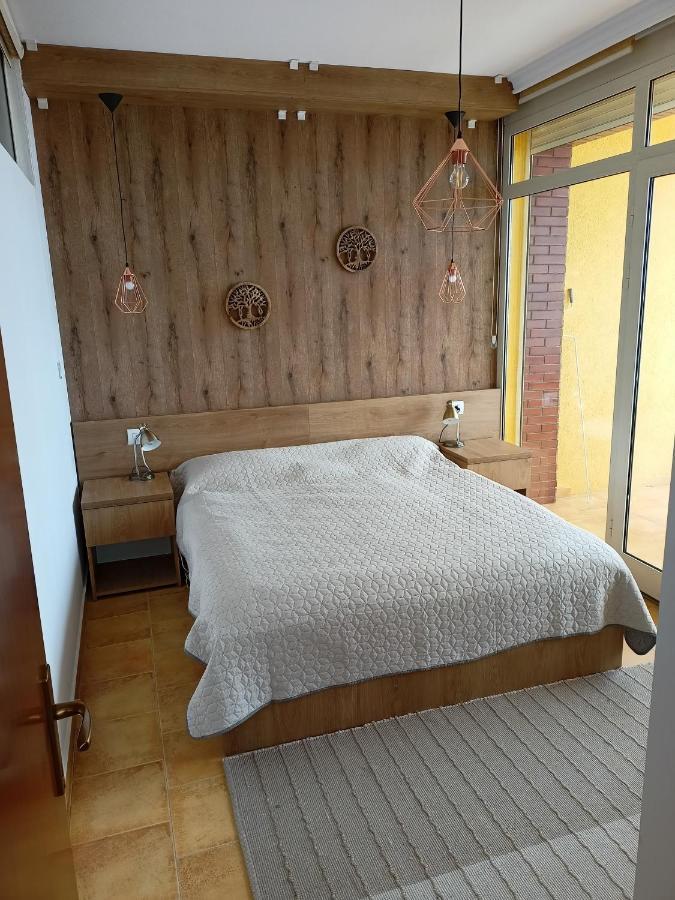 Apartmán Dagmar Durrës Exterior foto